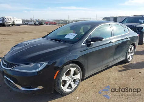 2015 Chrysler 200 C z USA, uszkodzony, nr VIN 1C3CCCEG6FN732046
